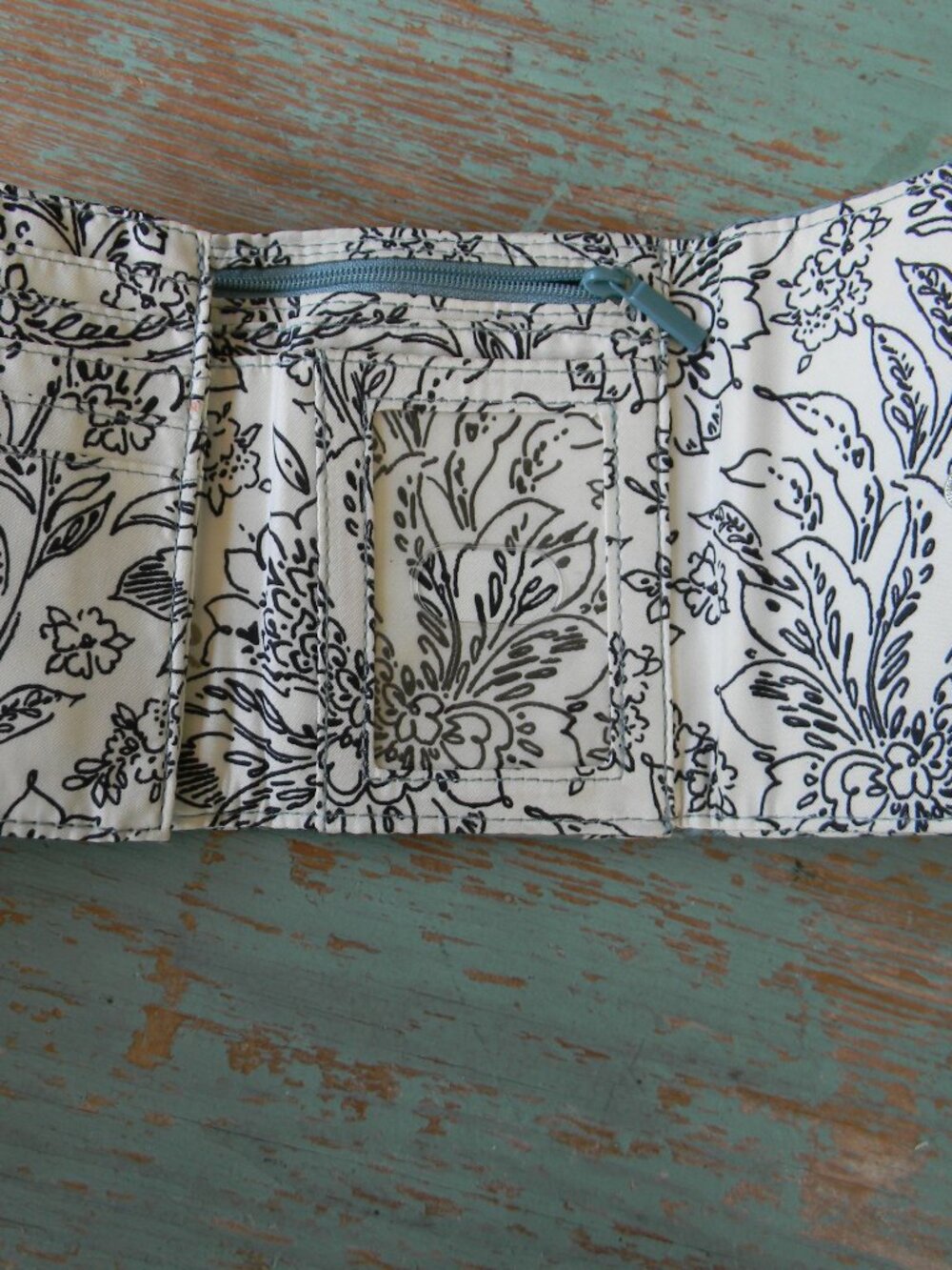 Vera Bradley TIGER LILY SMALL COMPACT RFID TRIFOLD WALLET - Picture 6 of 8